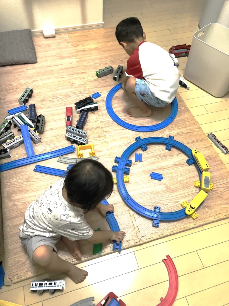 2歳差育児のリアル:経験者が語る年齢差育児の良いこと・大変なこと