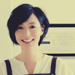 新川優愛 - Wikipedia