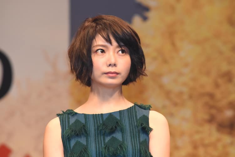 織田裕二、吉田羊との“夫婦愛”語る 森カンナの告白には汗かき大照れ : 映画ニュース - 映画.com