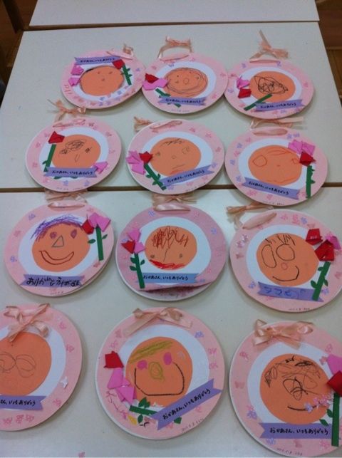 母の日のプレゼント製作をしたよ🌹天童幼稚園