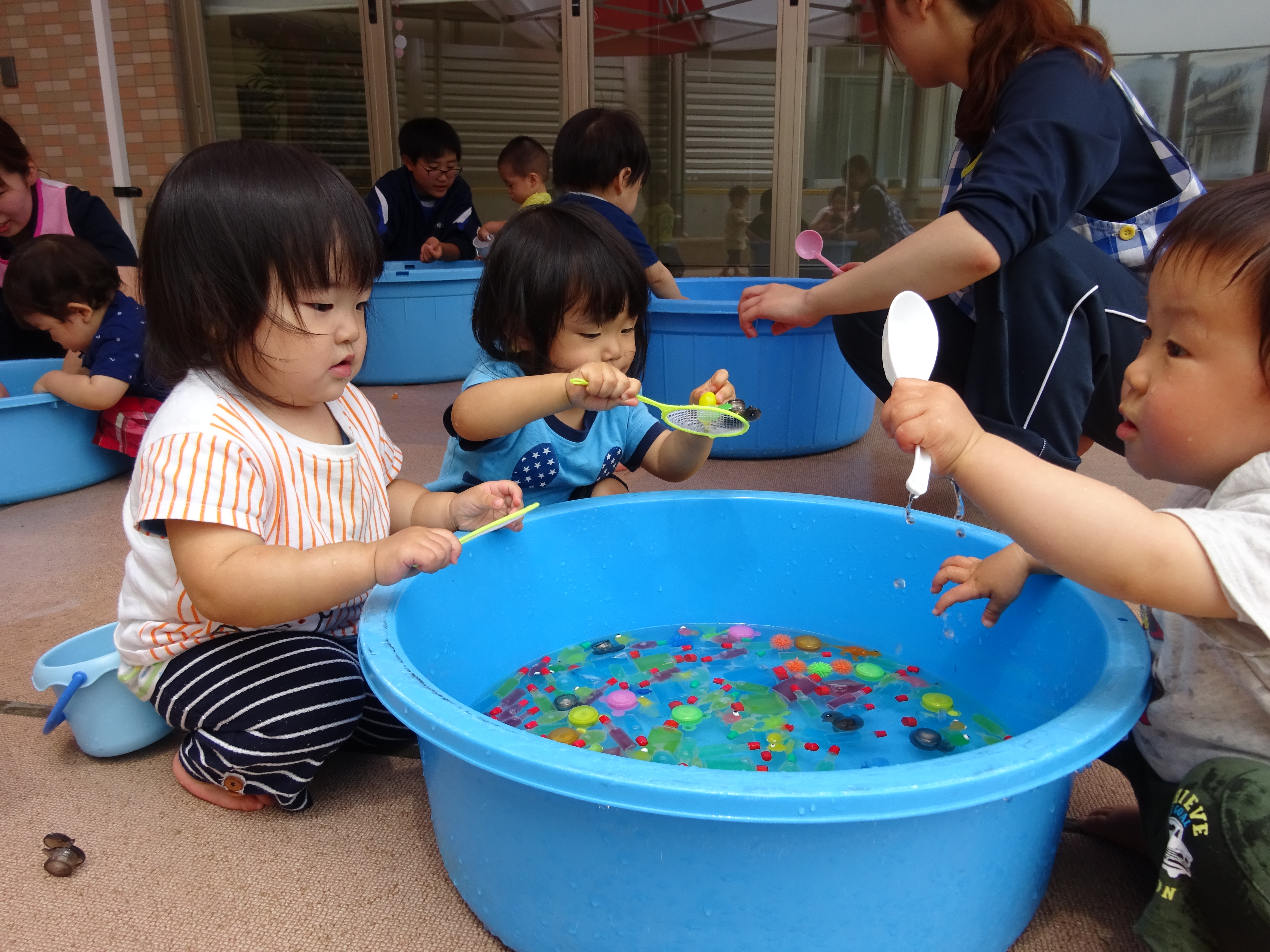 こども 夏 遊びイラスト無料イラスト・フリー素材なら「イラストAC」