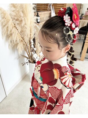 3歳の女の子の七五三に人気の髪型・簡単ヘアアレンジ紹介こども写真館プレシュスタジオ
