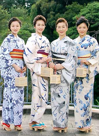 さくらさんと２７年来の友人、賀来千香子「まだ信じたくない」 - サンスポ