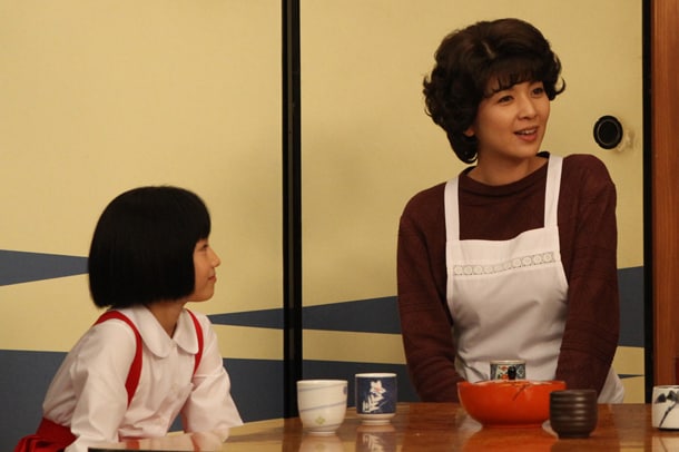 飯島直子56歳、プロポーション維持の秘けつは食事 若い頃の過度なダイエットを反省