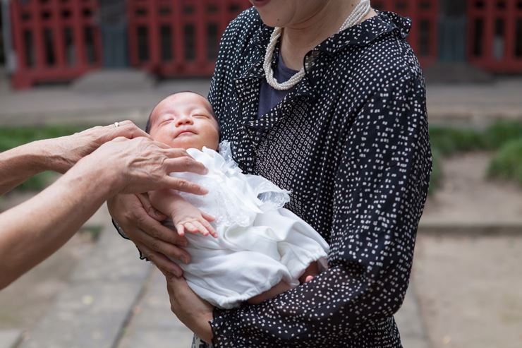 七五三の祖母の服装上品でおしゃれなおばあちゃん向けパンツスーツのおすすめランキングキテミヨ-kitemiyo
