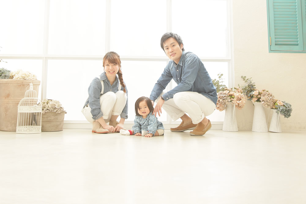 結婚◯周年の記念日！家族写真なら阿部写真館大阪 - 結婚写真・フォトウェディングのお役立ち情報阿部写真館-大阪本町靭公園店