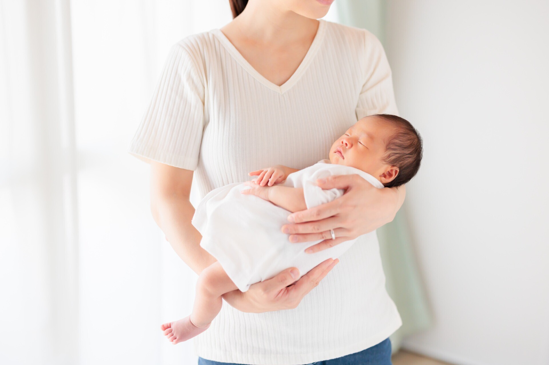 3分で寝る※ 赤ちゃんの寝かしつけに困っているパパ・ママへ。「ホワイトノイズマシン」新発売。