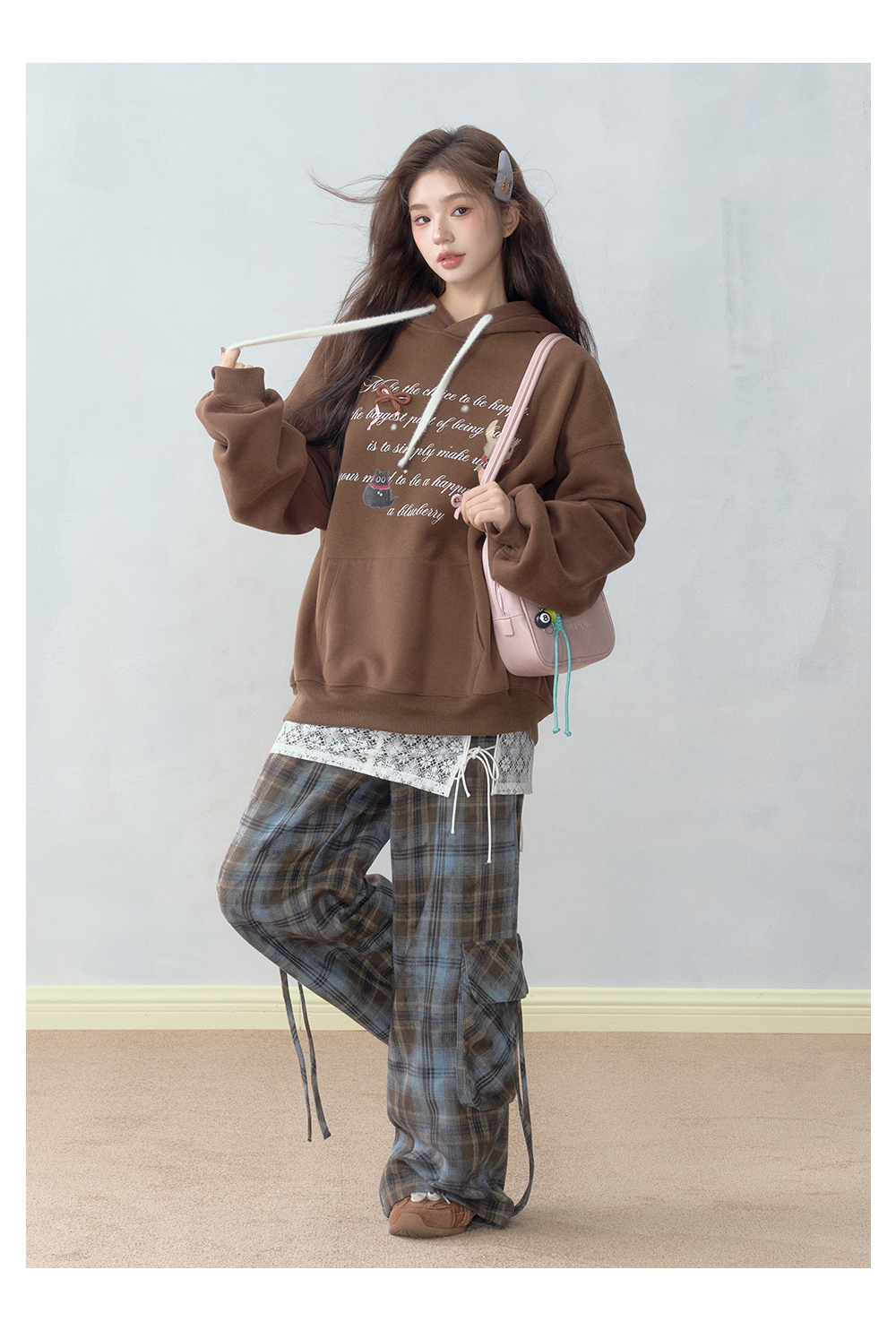 ３２歳・加藤紗里、ギャルっぽい女子高生制服姿に「可愛過ぎる」「平成のＪＫ」と反響！２歳娘のシンママ - スポーツ報知