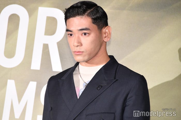 本木雅弘の長男・UTAはなぜ高身長？ 遺伝のメカニズムNEWSポストセブン