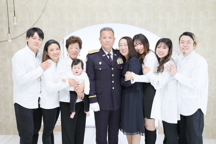 大変いい雰囲気で撮影していただき」還暦祝いに家族写真の撮影OurPhoto アワーフォト
