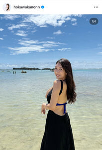 📸 東留伽 先日、約３年ぶりに北海道に帰省しました！ 帯広で野菜の収穫体験に。気づいたらロケみたいになっていました。笑トマトやなすびも瑞々しく、この後は野菜をBBQと共にいただきました！ 実家が北海道でよかった。北の大地ごちそうさまです。 パワーチャージして