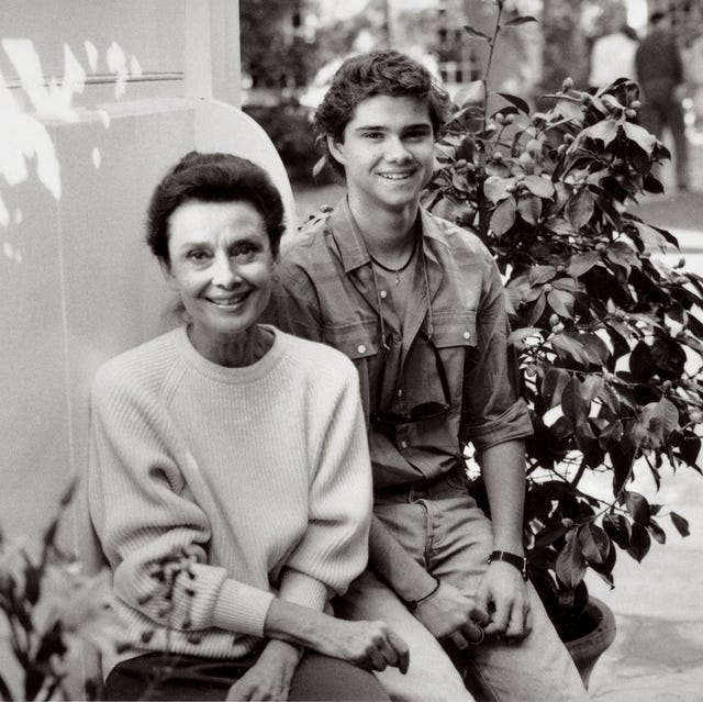 オードリー・ヘプバーンの遺品で2人の息子がバトル