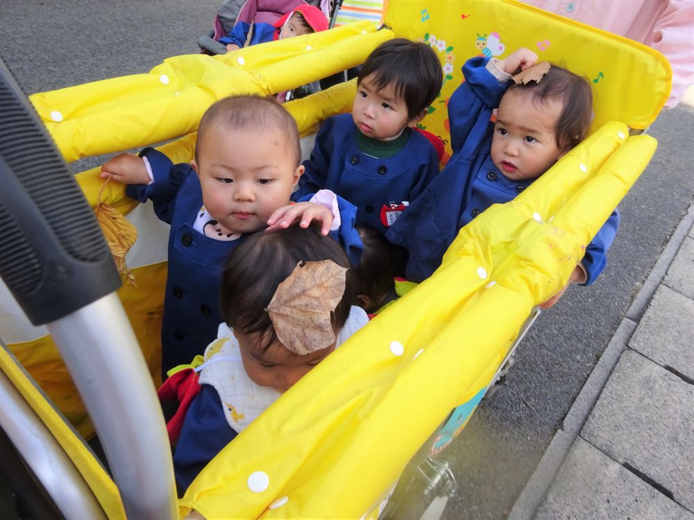 体験談 ベビーカーは何歳まで？いつまでに卒業するの？アンケート結果をもとに解説ままのて