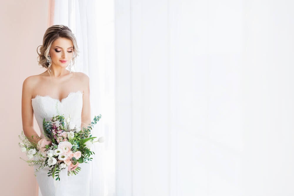 ウェディングベールが持つ意味。ベールアップ＆ベールダウンは何のため？花嫁ノート