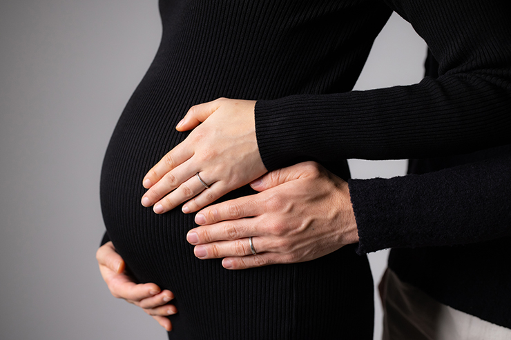 マタニティフォトを自宅で撮るコツは？ 2024年6月更新- YUNAGI FILMS