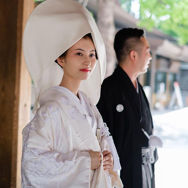 白無垢 レンタル 紋付袴 フルセットレンタル 結婚式 婚礼 和装 神前式 前撮り レンタル白無垢 shiro2014r-wa 鶴に華孔雀 白赤オフホワイト レンタル楽天市場 白無垢 紋付袴 フルセットレンタル 結婚式 婚礼 和装 神前式 前撮り レンタル白無垢 shiro2028r-wa桜