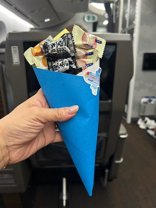 日付け変わって10月5日、娘21歳誕生日🎉 ずーっと 「早く20歳になりたい❗️」 と言ってた娘が 「こんな早い1年は、なかった❗️」とゆーたぐらいむちゃ早い1年でした😊 毎日笑って過ごして欲しいわぁ💕ハイヒールモモコ👠👠🍑CHANELシャネラーグルメ