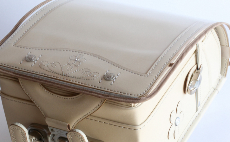 ランドセル ホワイト系 2025 ホワイト系ランドセル◇エレガントな女の子の白いランドセル10選