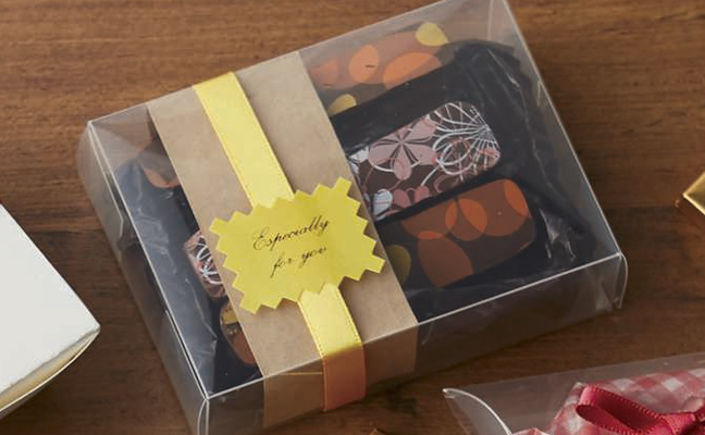 プレゼント 有料ギフトラッピング ボックス Present クリスマスバレンタインワイシャツgift01宅配便のみ テレワーク 父の日ドレスシャツ 形態安定 カッターシャツ ビジネスシャツ クールビズ 福袋アトリエ365 -ワイシャツ＆通勤服