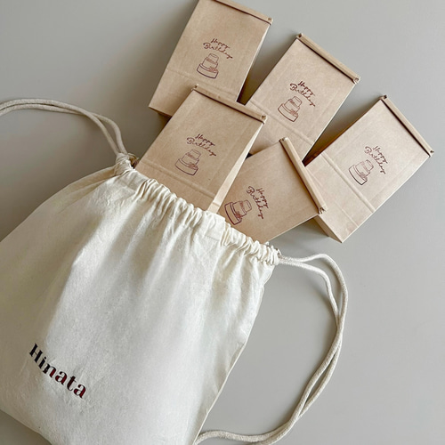 無料でダウンロードできる人気の「選び取りカード」５選１歳お誕生日のお祝いにARCH DAYS