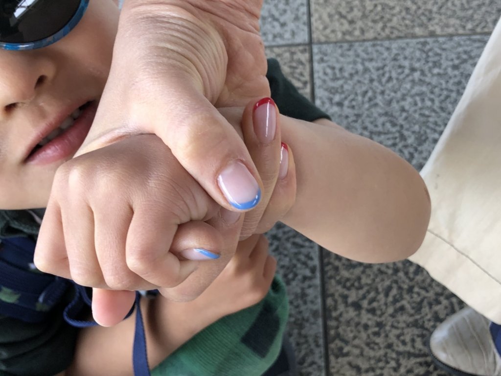 かわいい赤ちゃん手を振る Arm - 1人のストックフォトや画像を多数ご用意 - 1人, おもちゃ, カットアウト - iStock