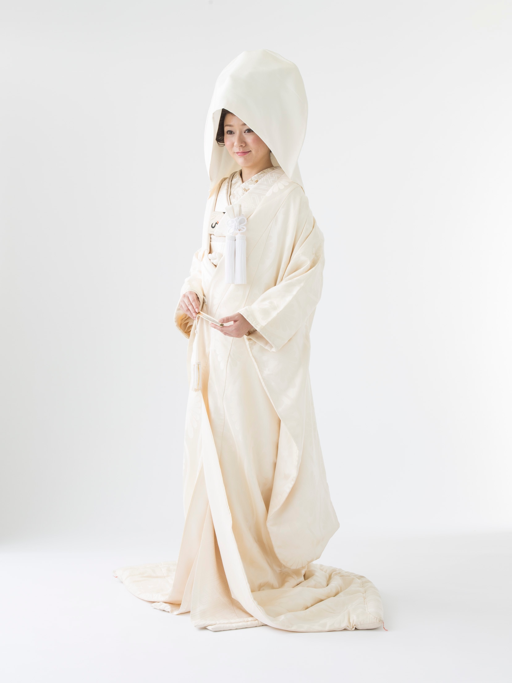 白無垢・レンタル衣装300種以上東京で結婚式前撮り・フォトウェディングならスタジオフォトパーク