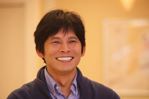 織田裕二の妻は元モデルの野田舞衣子！馴れ初めや子供は何人？mochiteasaku