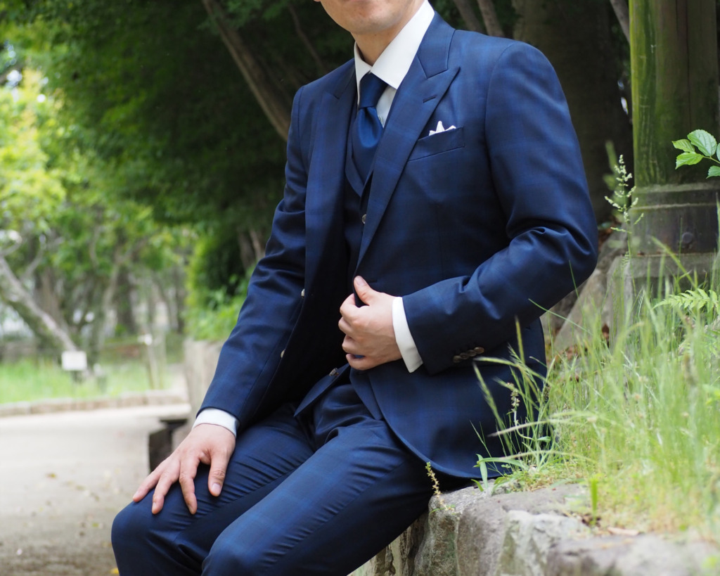ネイビースーツを5つのポイントでおしゃれに着こなし！！岡山のオーダースーツ専門店 ロードハウス