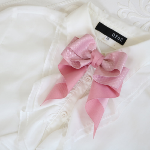 小学生女の子 シンプルで大人っぽい！リボンのついたブラウスのおすすめランキングキテミヨ-kitemiyo