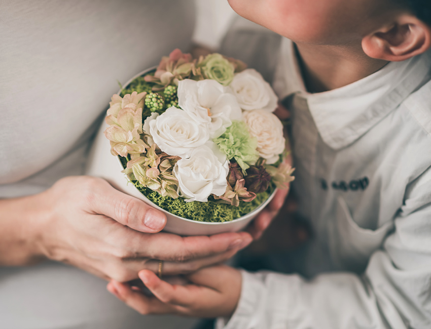 スタッフ実レポ＞成人式の日に両親に贈ったサプライズプレゼント！ - おしゃれな結婚式を綴るコラム ファルベ