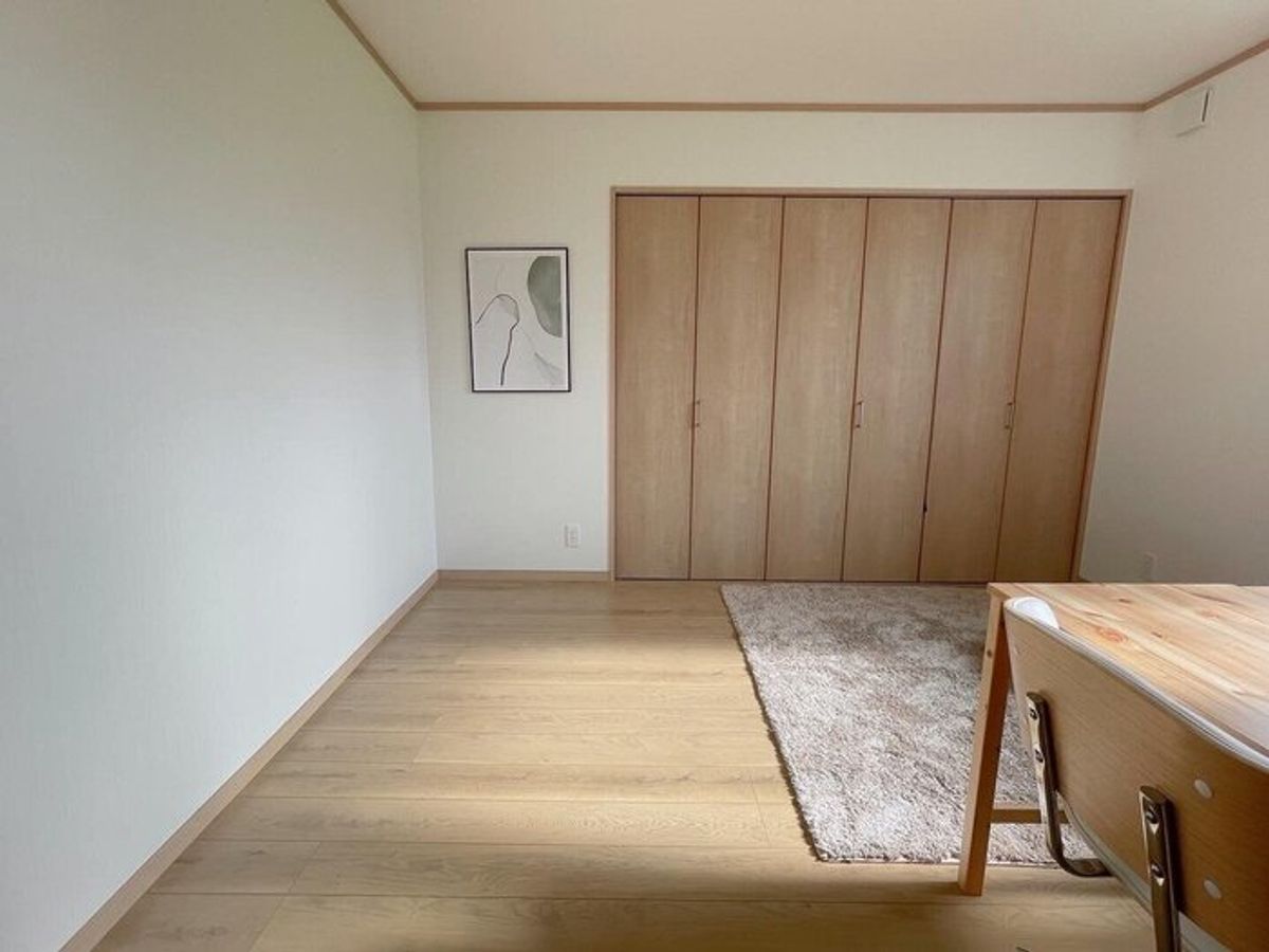 ミニマリストの部屋を女性目線で紹介!収納術で家族がいてもおしゃれ!ゆるミニマリストandel