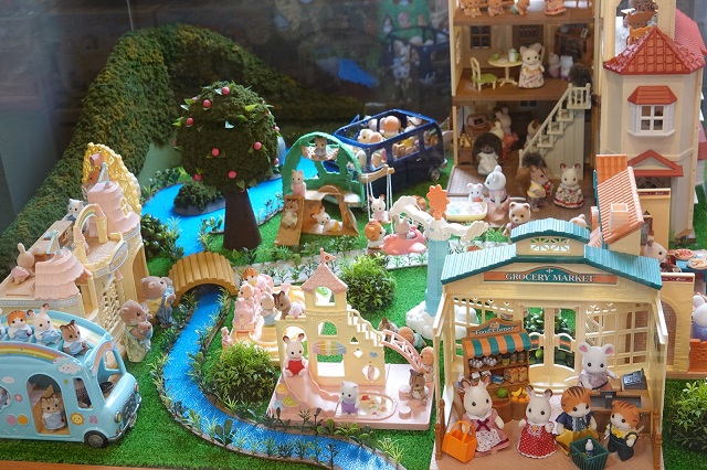 初期 シルバニアファミリー 赤い屋根の大きなお家 壁紙 カスタム アンティーク