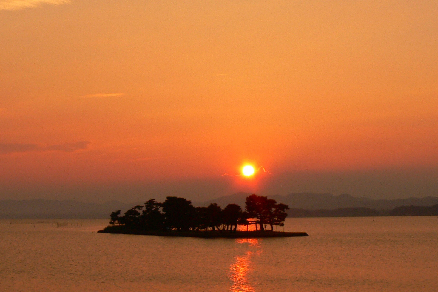地元が恋しくなる短編ドラマ「しあわせの風吹く島」