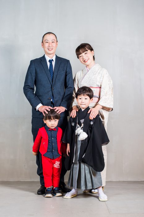 七五三で母親の服装は？失敗しないスーツ＆ワンピースの選び方