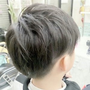 小学生向け 男の子の髪型おすすめや頼み方は？マッシュ〜ツーブロなどまとめて解説神保町のメンズ専門美容室 37.0℃~tida