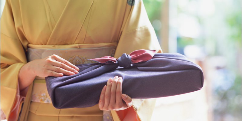 お詫びの品に添える手紙で「心ばかり」は使える？正しい使い方と例文をご紹介！ – こだわりギフト専門店「晴日和松吉商店 はれきち 」