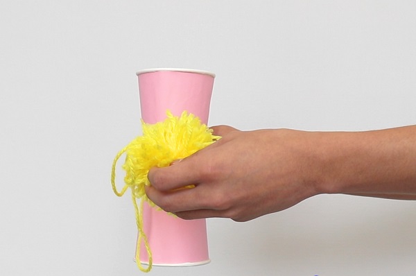 保育士 入りやすい紙コップけん玉の作り方✨ 保育園・幼稚園