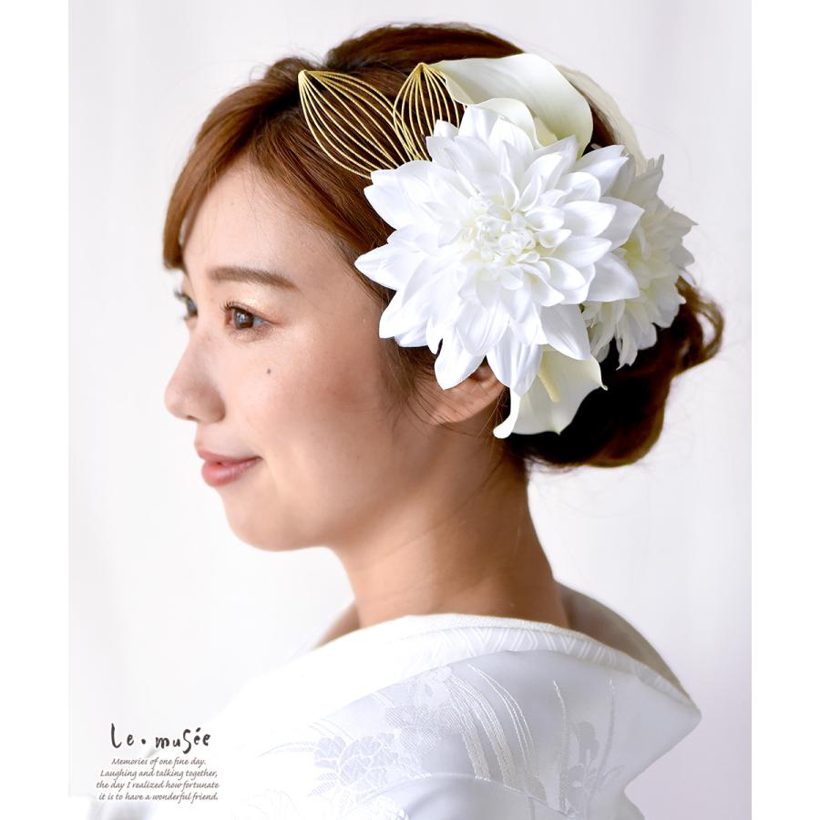 お花のヘアアクセ 生花やドライはどう準備する？手配方法や注意点ゼクシィ