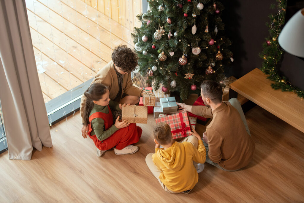 予算3000円のクリスマスプレゼント交換 おすすめのアイテム50選を男女別にご紹介！Giftpedia byギフトモール&アニ