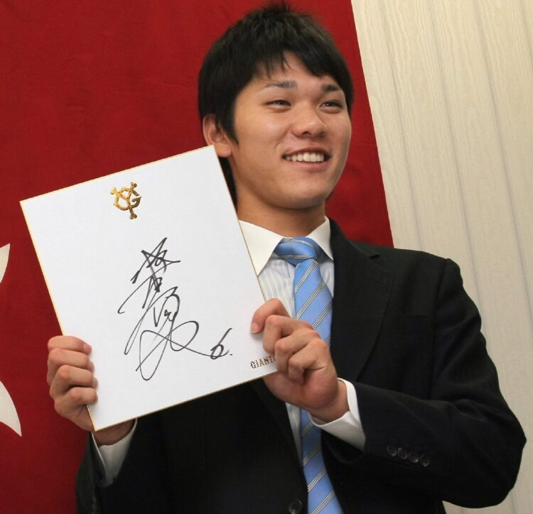 佐々岡真司の嫁は超絶美人と話題！息子と父親の存在！痛風で太りすぎの真相と若い頃が気になる