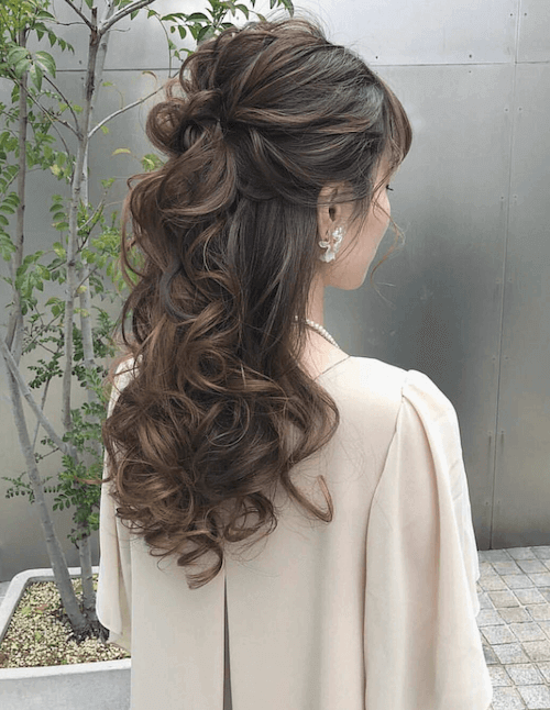 卒業式に出席する母親必見！おすすめの簡単ヘアアレンジを長さ別に紹介コラムアトリエはるか公式サイト