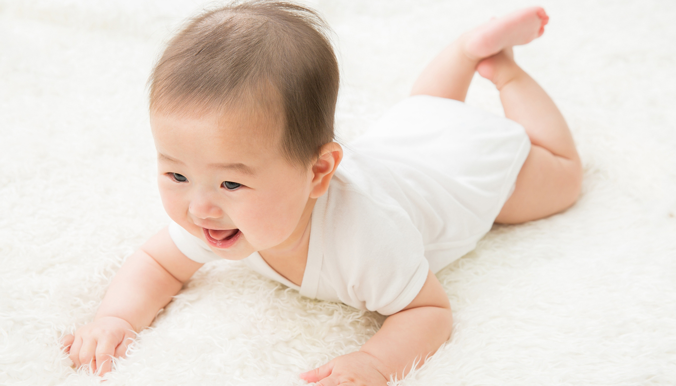 1歳1ヶ月の男の子カット！ くるくるのくせ毛が可愛いですが長さがあるので短くカット♪ 初めてのカットでイヤイヤでしたが可愛いからかっこいいに♡ご来店ありがとうございました♡ :幼児カット男の子カット幼児男の子ヘアスタイルイケメンキッズ子供カット