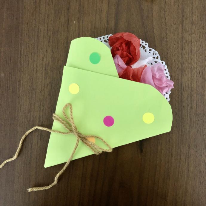 ニットブーケ 手作り花 ミニサイズ ニットフラワー かぎ針編み ミニブーケ 毛糸 カラフル 可愛い 手つくり 子供 花束 造花