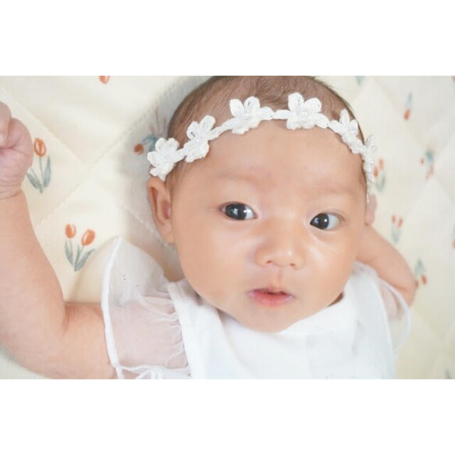 かぎ針編み初心者でも簡単!娘にビックリボンヘアバンドを編んでみた