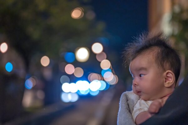 寝かしつけはいつまで必要？寝かしつけのコツ・NG行動を解説！ PR:ウィステリア製薬読む・見る・学ぶ 子育てサプリ