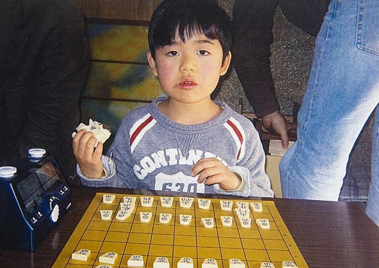 藤井聡太｢小2の涙｣が史上最年少棋聖をつくった 屈辱の大敗北､大観衆の前で号泣2ページ目PRESIDENTOnline プレジデントオンライン