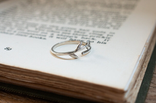 花麗 はなうらら結婚指輪一真堂Ringraph リングラフ