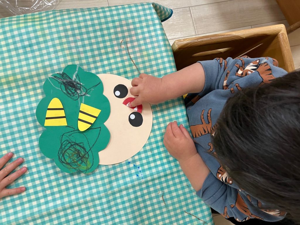 保育士がつくる 「鬼の帽子 豆まきおもちゃ付き 」作品No.042 手作りおもちゃ にっこり手作りおもちゃ