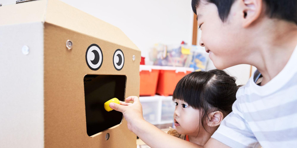 子供から大人まで♪ 簡単ダンボール工作の楽しいアイデア集Craftie Style