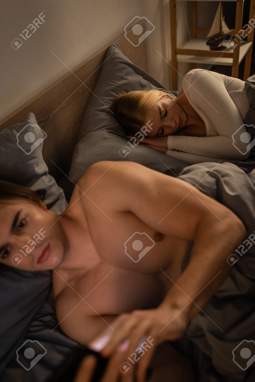 彼女の寝顔を見る彼氏の心理とは？かわいい寝顔を作る方法も紹介！ - Betweenブログ